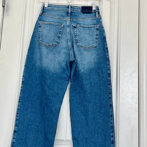Hollister Ultra High Rise Medium Wash Stretch Straight Leg Dad Jeans Size 3R - Picture 10 of 12
